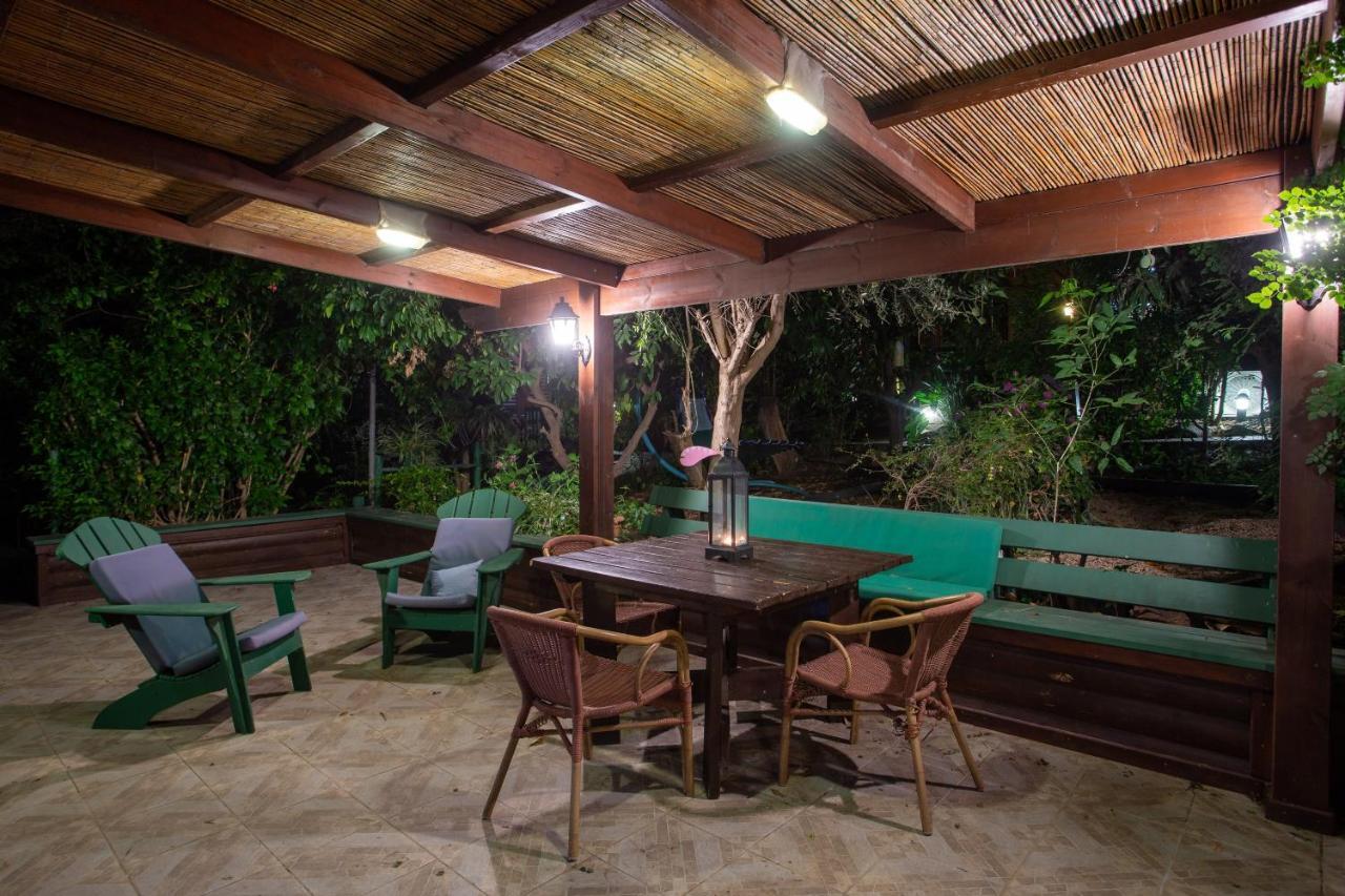 Invito Villa Rosh Pinna Bagian luar foto