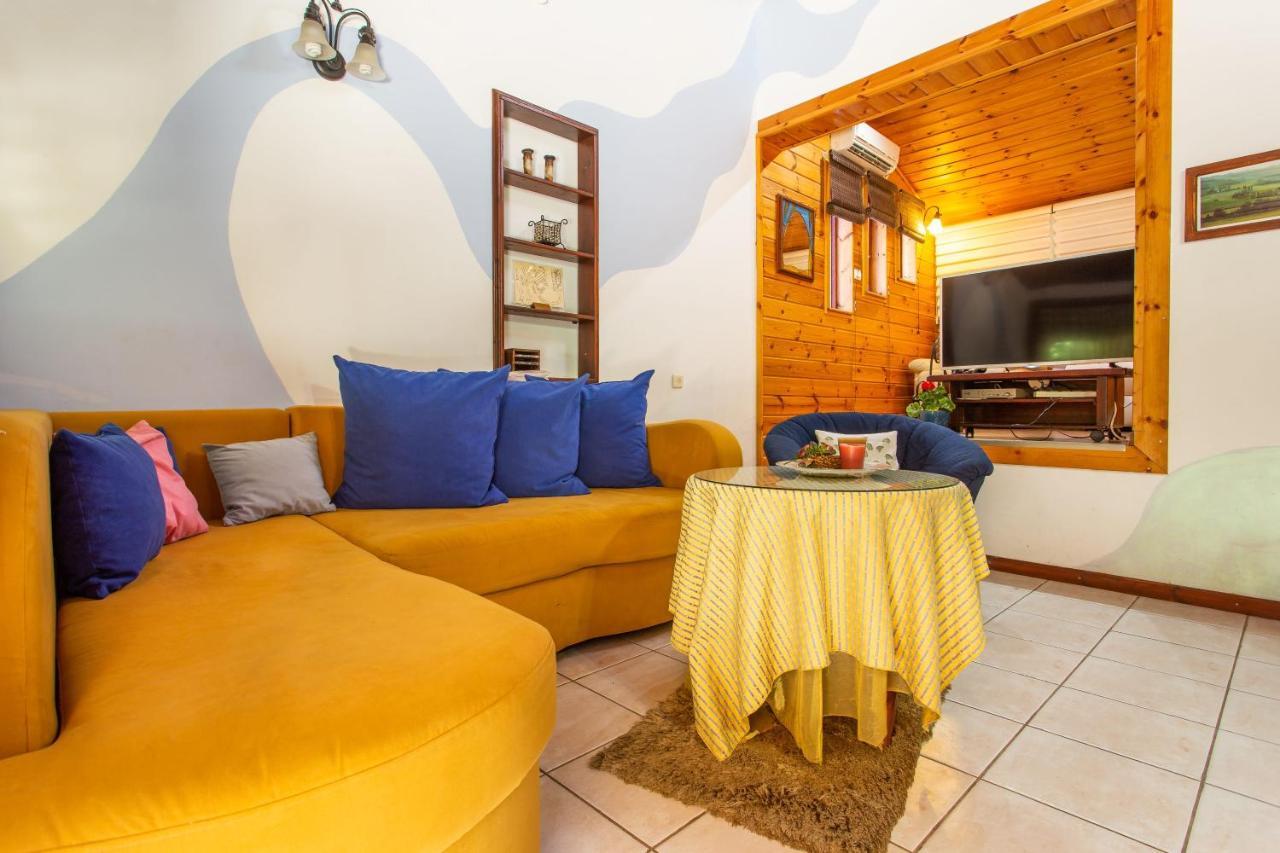 Invito Villa Rosh Pinna Bagian luar foto